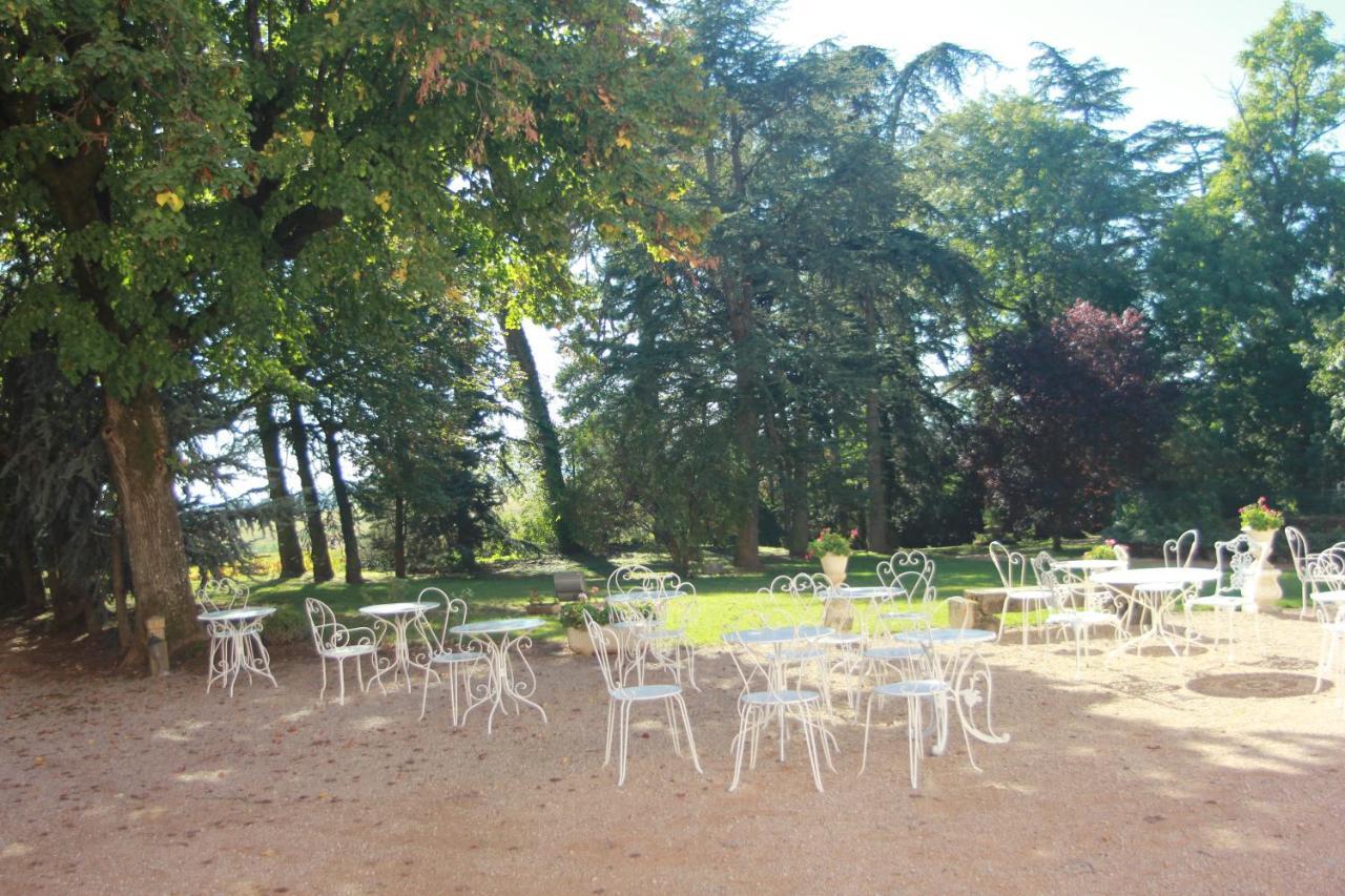 Chateau De La Chapelle Des Bois Fleurie Værelse billede